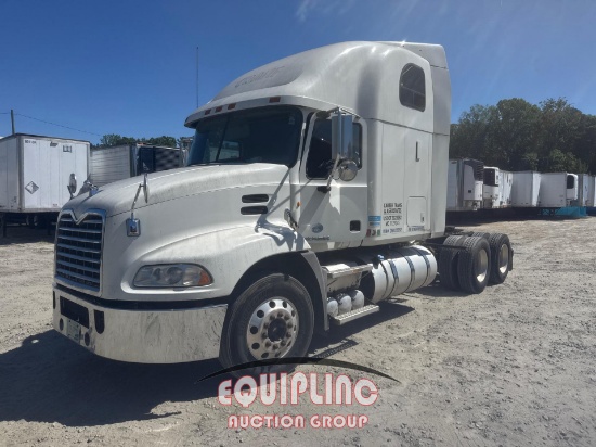 2013 MACK CXU 6X4 T/A MID ROOF SLEEPER TRUCK
