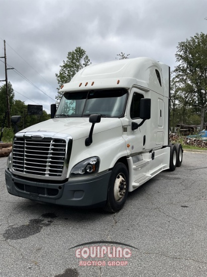 2018 FREIGHTLINER CASCADIA 6X4 T/A SLEEPER TRUCK TRACTOR