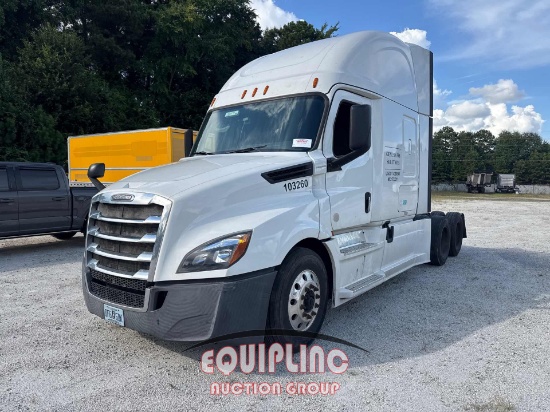 2019 FREIGHTLINER CASCADIA PT126SLP 6X4 T/A SLEEPER TRUCK TRACTOR
