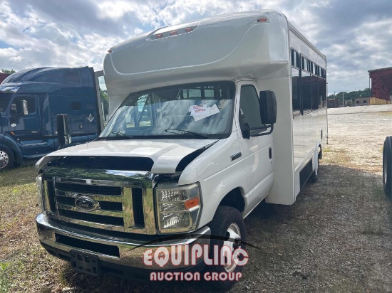 2017 FORD E-350 SHUTTLE BUS