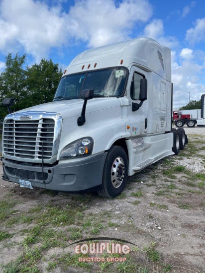 2018 FREIGHTLINER CASCADIA 6X4 T/A SLEEPER TRUCK TRACTOR