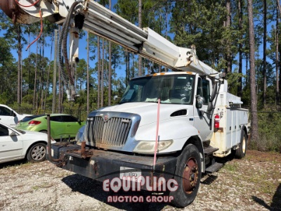 2012 International Dura Star 4300 Single Axle Digger Derek Truck,