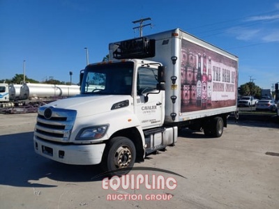 2015 Hino 258 4x2 S/A 20ft Refrigerated Box Truck