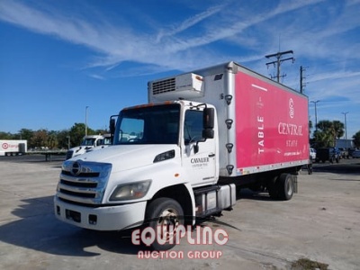 2016 Hino 258 4x2 S/A 26ft Refrigerated Box Truck
