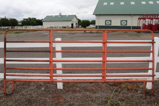 9 livestock panels / 2 gates. 12' in length