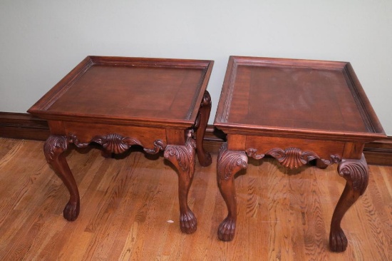 2 wooden end tables