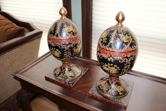 2 Ornate vases