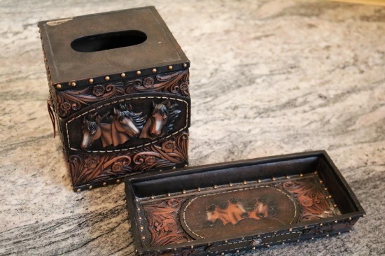 A tissue box and tray (3 horse design)
