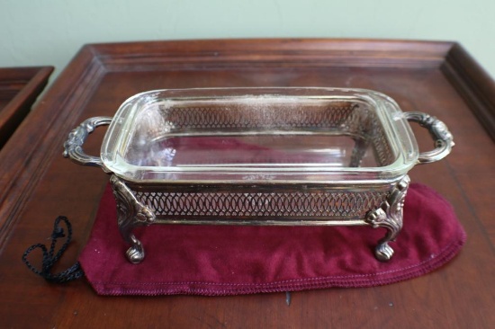 Kitchen dish plate with cover