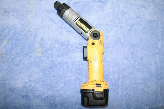 Wireless DeWalt Screwdriver
