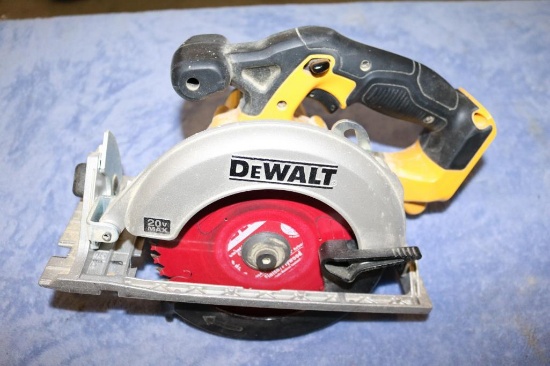 DeWalt Cordless Circular Saw