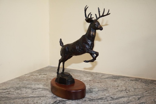 1999 Glen Thomas Whitetail Deer Bronze (15" tall)