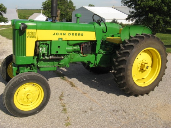 John Deere 435