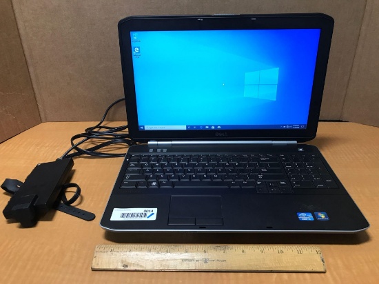 DELL Latitude E5520 Core i3 2.20GHz 4GB 250GB 15" LCD Display Windows 10 Pro Laptop Computer