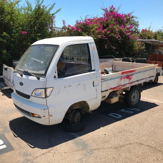 2005 Mag International T-Mag 3-speed 43HP Mini Truck