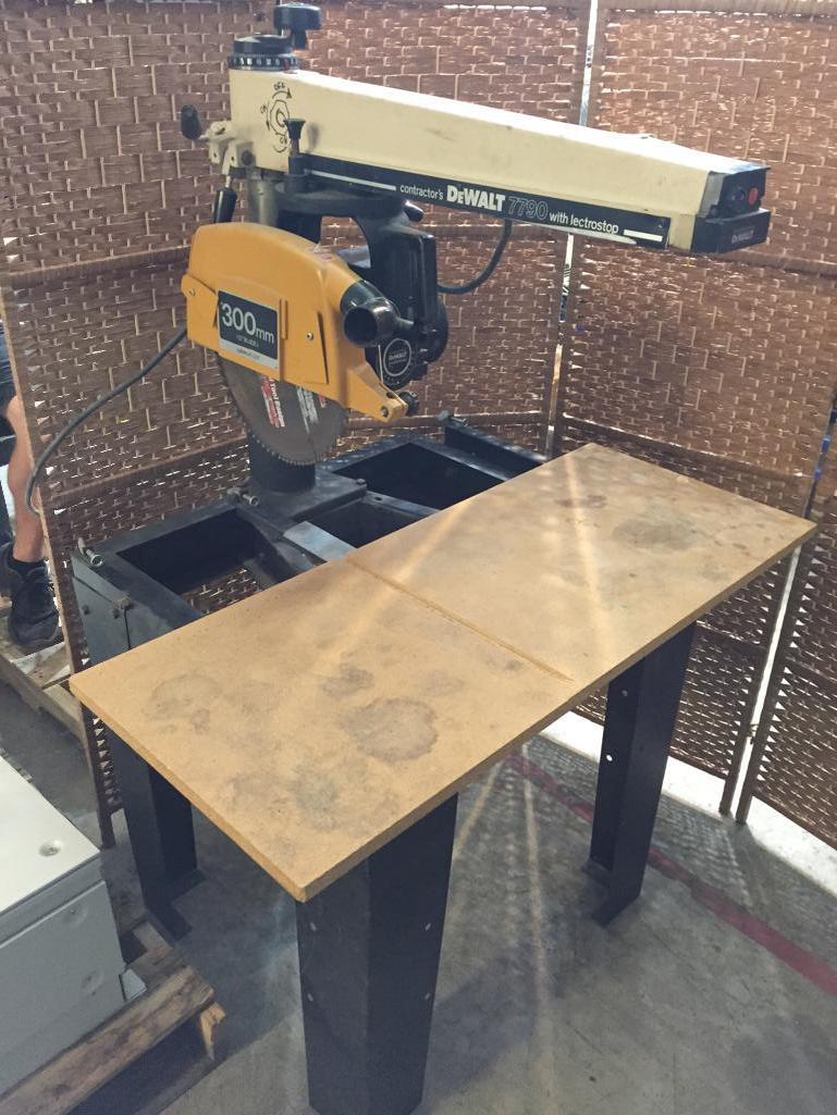 Dewalt 7790 2024