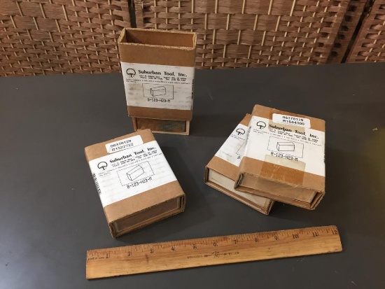 Suburban Tool Precision Tri-Blocks Gauge Block Set B-123-H23-M 8pcs