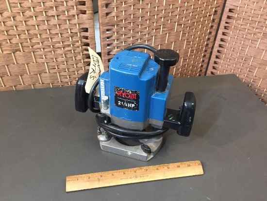 Ryobi R-501 2 1/4hp Heavy Duty Router