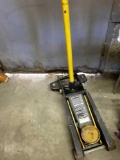 Three-and-a-half ton hydraulic floor jack