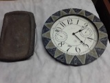 Mocagete or mortar and clock with weather