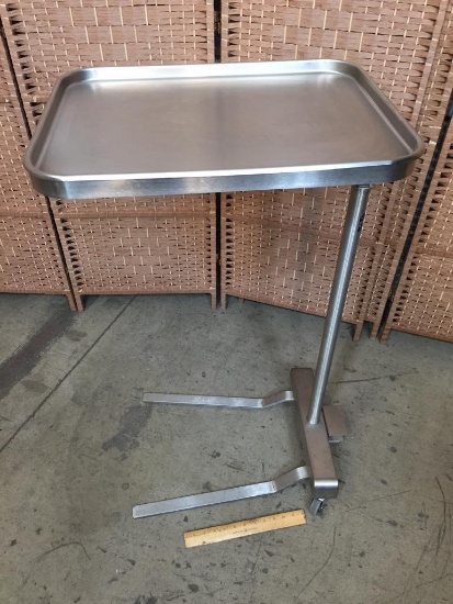 Stainless Steel Cart w/ Rectangular Tray 64" Tall