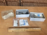 Assorted Laboratory / Syringes & Accessories