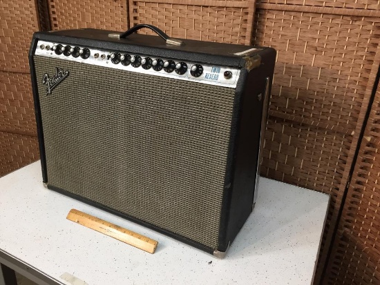 Fender Vacuum Tube Guitar Amplifier
