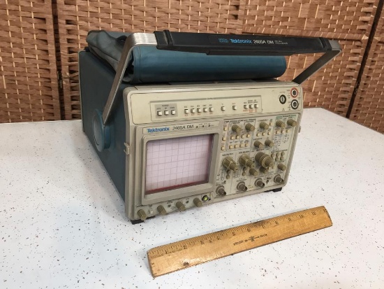 Tektronix 2465ADM 350MHz 4 Channel Analog Oscilloscope with Digital Multimeter