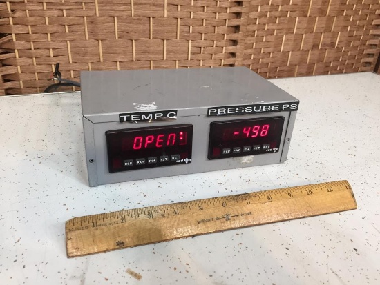 Red Lion PAXT Temperature Controller & PAXD Universal DC Input Module Digital Panel Meters - 2pcs