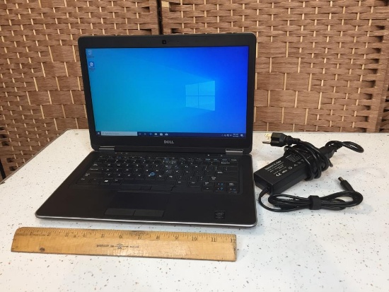 Dell Latitude E7440 14" LCD Intel Core i5-4300 1.9GHz 4GB 250GB Wifi Win 10 Pro Laptop Computer