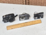 Assorted Digital Cameras Canon / Nikon - 3pcs
