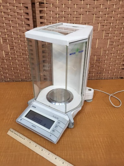 Mettler Toledo AG245 Dual Range Analytical Precision Balance Scale Milligram Microgram