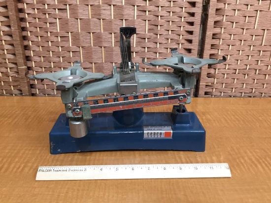 Vintage Cenco Instrumenten 3560 Metal Balance Scale