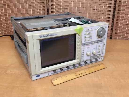 Yokogawa DL2700 8 Channel Digital Oscilloscope 150MHz
