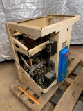 General Electric Low Voltage Power 3 Poles 1600A 600V Industrial Circuit Breaker
