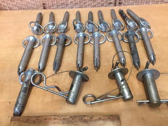 Lot of Locking Pins 40lbs