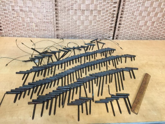 Locking Security Pins 16lbs