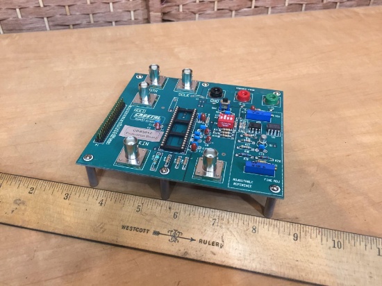 Crystal CDB5012 Evaluation Board for CS5012 ADC's