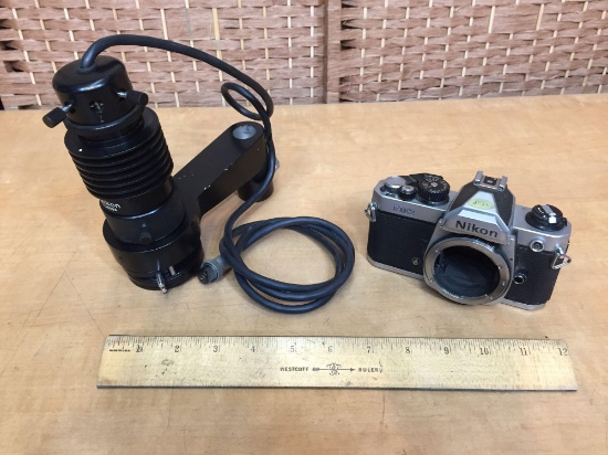 Nikon FM2 SLR Manual Focus Film Camera & Nikon 38303 Illuminator