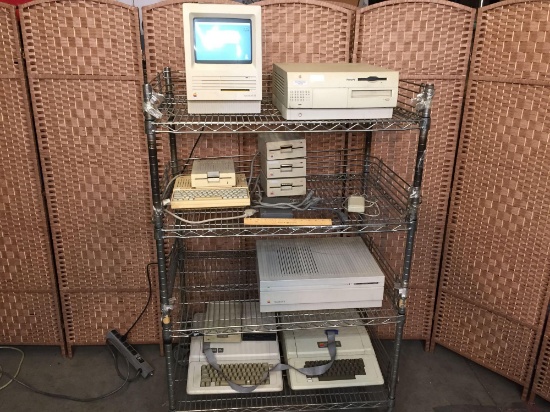 Vintage Apple Electronics / Macintosh SE / Power Macintosh / Apple IIc IIe II Plus / Macintosh II