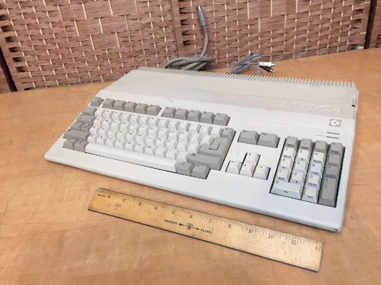 Commodore Amiga 500 / A500 Computer
