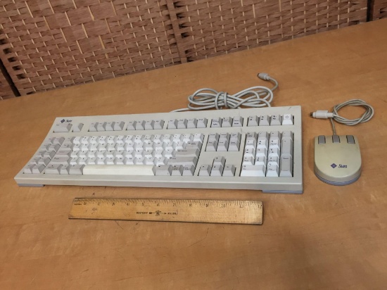 Sun Microsystems Type 5C Keyboard & Compact 1 Mouse