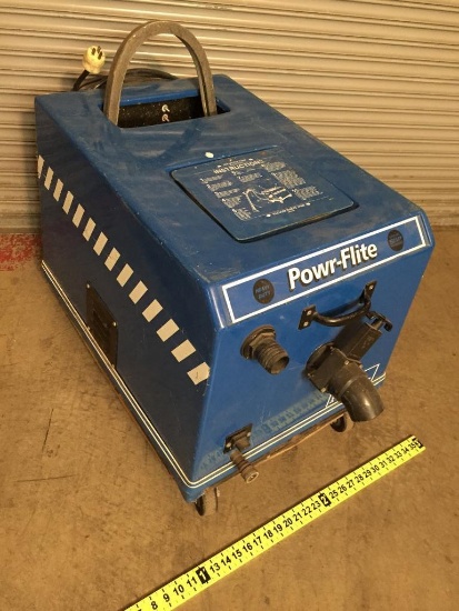 Powr-Flite PFX105 5 Gallon Box Carpet Extractor