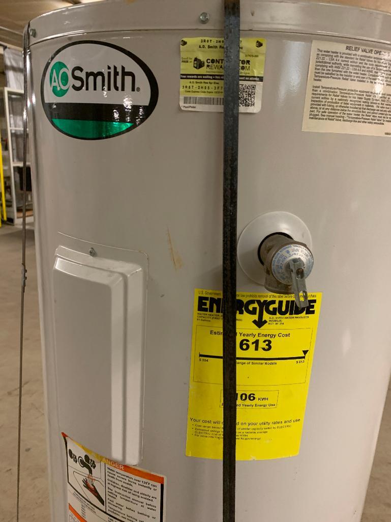 A.O Smith ECT-80-210 80gal Commercial Grade | Proxibid