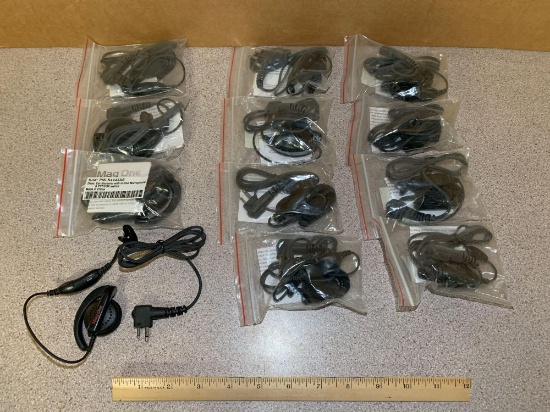 Motorola PMLN4443AB Ear Receiver with In-Line Microphone & PTT/VOX Switch - 12pcs