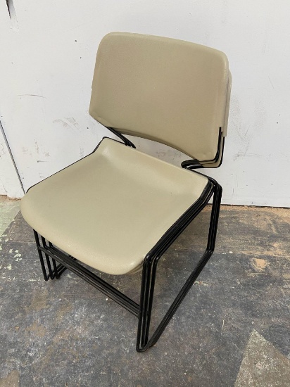 KI Matrix Plastic Stacking Chairs - 3pcs