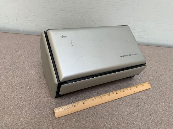 Fujitsu ScanSnap S1500 Document Scanner