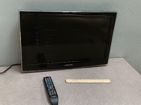 Samsung LN26D450G1D 26in 720p LCD HDTV