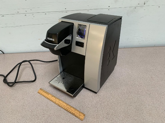 Keurig K150P Commercial & Household Coffee Maker / K-Cup Brewing System