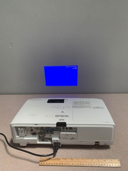 Epson H396A PowerLite D6155W HDMI LCD Projector 3500 Lumens